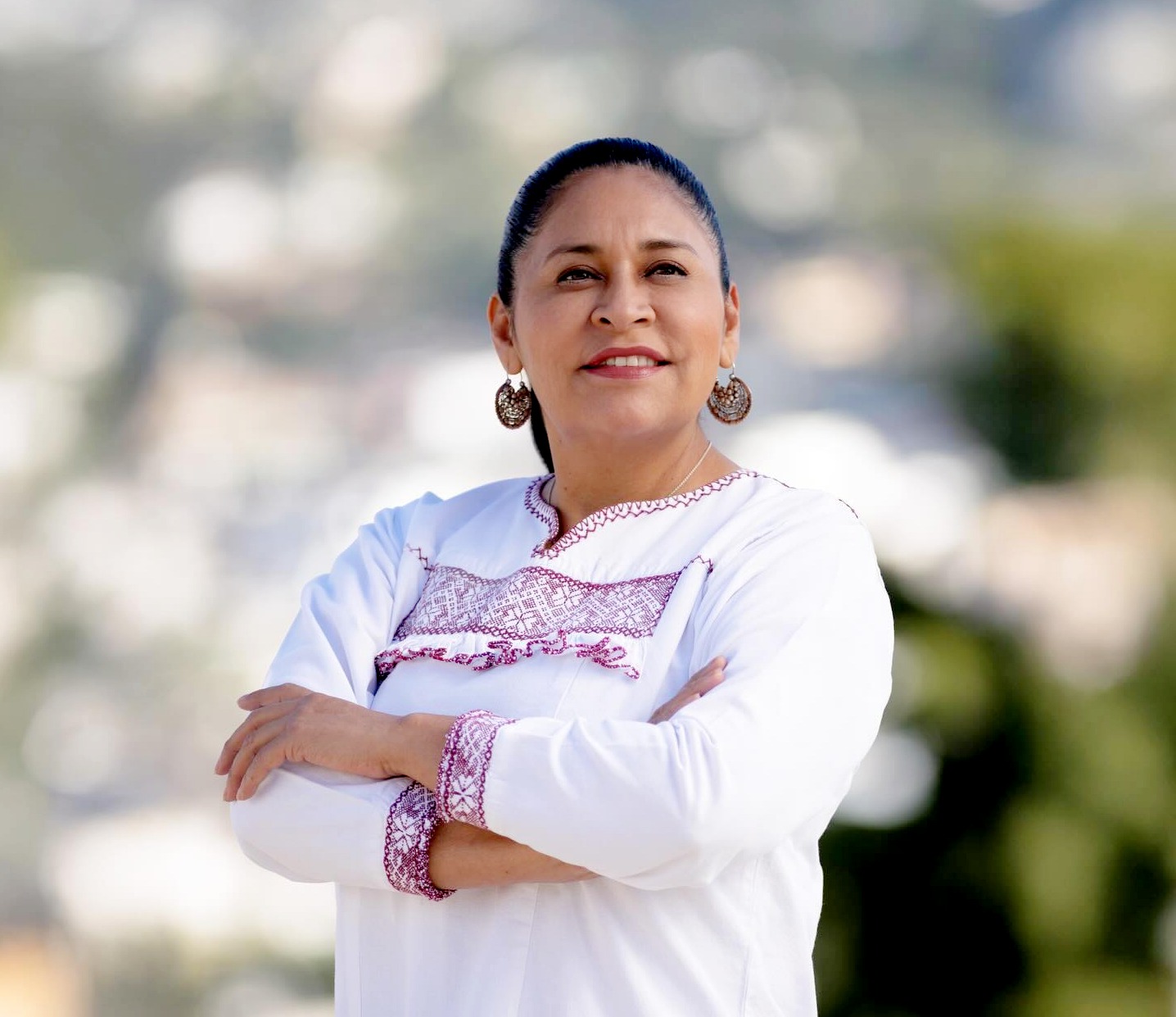 Ana Lilia Rivera defiende a Tlaxcala y su historia